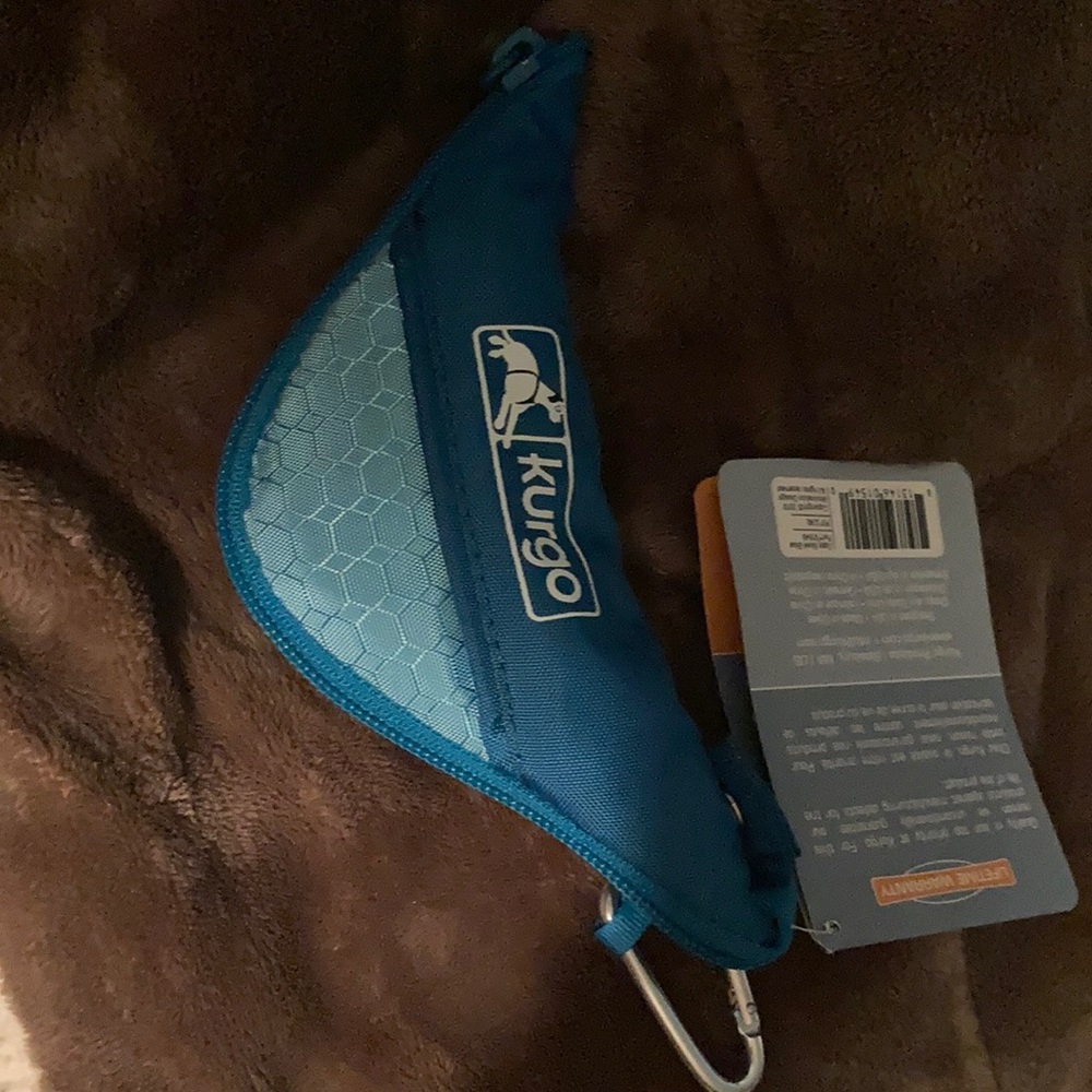 Portable water dish